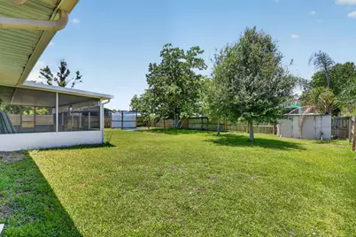 5909 Spruce Drive, Fort Pierce, FL 34982 - Photo 37