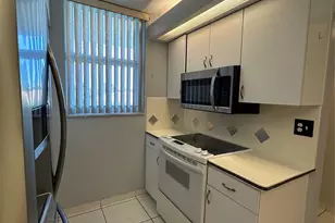 5300 NE 24th Terrace, Fort Lauderdale, FL 33308 - Photo 9