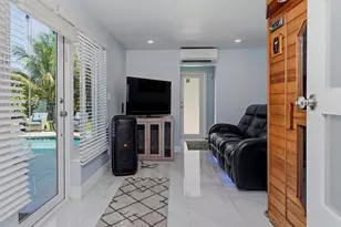 1580 NE 34th St, Oakland Park, FL 33334 - Photo 23