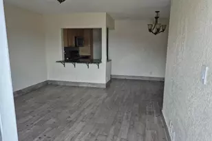 10039 Winding Lake Rd, Sunrise, FL 33351 - Photo 5