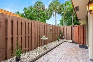 8321 S Coral Cir, North Lauderdale, FL 33068 - Photo 5