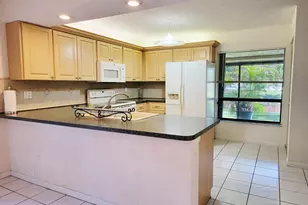 8321 S Coral Cir, North Lauderdale, FL 33068 - Photo 9