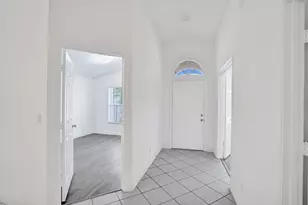 133 Caribe Ct, Greenacres, FL 33413 - Photo 9