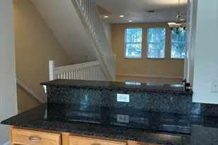 590 Amador Ln, West Palm Beach, FL 33401 - Photo 9