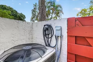 2999 Oaktree Ln, Hollywood, FL 33021 - Photo 41