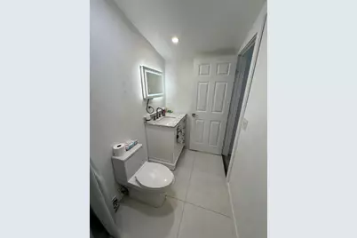 340 N 70th Terrace #B, Hollywood, FL 33024 - Photo 7