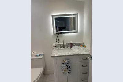 340 N 70th Terrace #B, Hollywood, FL 33024 - Photo 5