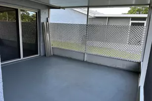 4210 Lucerne Villas Ln, Lake Worth, FL 33467 - Photo 5