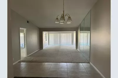 4210 Lucerne Villas Lane, Lake Worth, FL 33467 - Photo 11