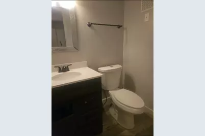 27 Newport B, Deerfield Beach, FL 33442 - Photo 11