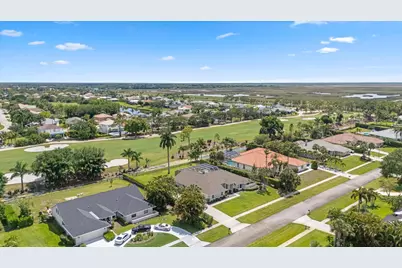 15880 Meadow Wood Drive, Wellington, FL 33414 - Photo 51