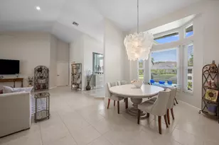 15880 Meadow Wood Dr, Wellington, FL 33414 - Photo 11