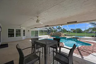 15880 Meadow Wood Dr, Wellington, FL 33414 - Photo 37