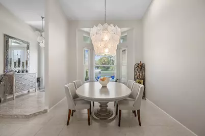 15880 Meadow Wood Drive, Wellington, FL 33414 - Photo 9
