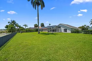 15880 Meadow Wood Dr, Wellington, FL 33414 - Photo 47