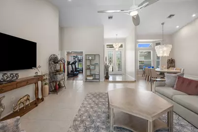 15880 Meadow Wood Drive, Wellington, FL 33414 - Photo 7