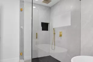 20203 Back 9 Dr, Boca Raton, FL 33498 - Photo 27