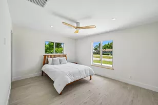 1051 SW 25th Ave, Boynton Beach, FL 33426 - Photo 19
