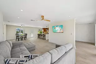 1051 SW 25th Ave, Boynton Beach, FL 33426 - Photo 9