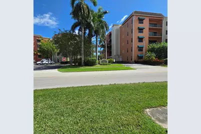 1640 Presidential Way, West Palm Beach, FL 33401 - Photo 1