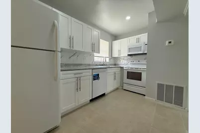 228 Lake Dora Drive, West Palm Beach, FL 33411 - Photo 7