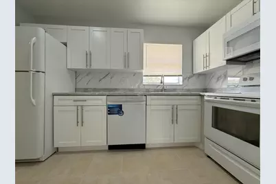 228 Lake Dora Drive, West Palm Beach, FL 33411 - Photo 9