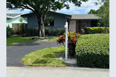 8780 NW 11th Street, Pembroke Pines, FL 33024 - Photo 3