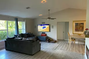300 La Mancha Ave, Royal Palm Beach, FL 33411 - Photo 9