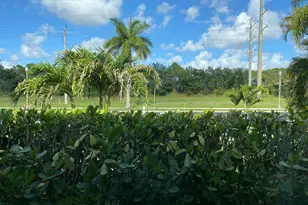 300 La Mancha Ave, Royal Palm Beach, FL 33411 - Photo 5