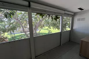 49 B Cambridge B, West Palm Beach, FL 33417 - Photo 9
