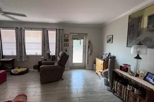 49 B Cambridge B, West Palm Beach, FL 33417 - Photo 17