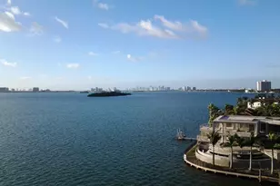 11930 N Bayshore Dr N, North Miami, FL 33181 - Photo 19