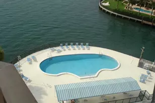 11930 N Bayshore Dr N, North Miami, FL 33181 - Photo 13