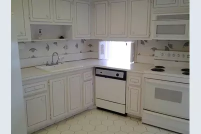 11930 N Bayshore Drive N #706, North Miami, FL 33181 - Photo 7