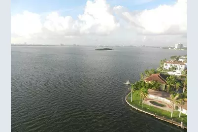 11930 N Bayshore Drive N #706, North Miami, FL 33181 - Photo 5