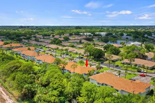 1221 S Lakes End Dr, Fort Pierce, FL 34982 - Photo 43