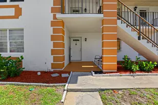 1221 S Lakes End Dr, Fort Pierce, FL 34982 - Photo 31