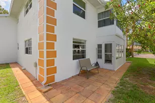 1221 S Lakes End Dr, Fort Pierce, FL 34982 - Photo 35