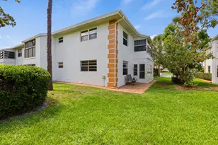 1221 S Lakes End Dr, Fort Pierce, FL 34982 - Photo 35