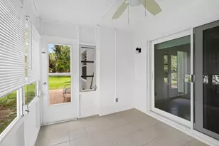 1221 S Lakes End Dr, Fort Pierce, FL 34982 - Photo 31