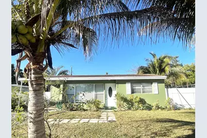 571 Sioux Road, Lantana, FL 33462 - Photo 1
