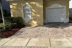 1056 NE 39th Ave, Homestead, FL 33033 - Photo 1