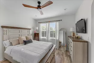 128 Lake Monterey Cir, Boynton Beach, FL 33426 - Photo 17