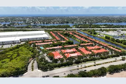 128 Lake Monterey Circle, Boynton Beach, FL 33426 - Photo 33