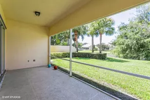 170 Euphrates Cir, Palm Beach Gardens, FL 33410 - Photo 15