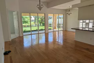 170 Euphrates Cir, Palm Beach Gardens, FL 33410 - Photo 5