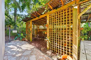 829 Coconut Dr, Fort Lauderdale, FL 33315 - Photo 35