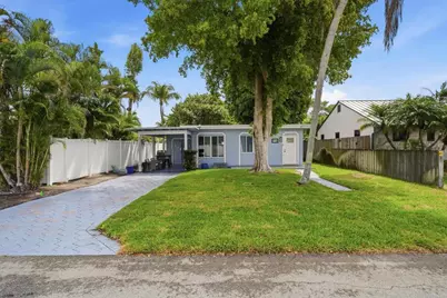 712 NE 10th Avenue, Pompano Beach, FL 33060 - Photo 1