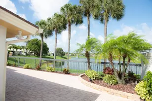 114 Beach Summit Ct, Jupiter, FL 33477 - Photo 5