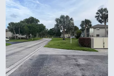 4 Lake Vista Trail #202, Port Saint Lucie, FL 34952 - Photo 17